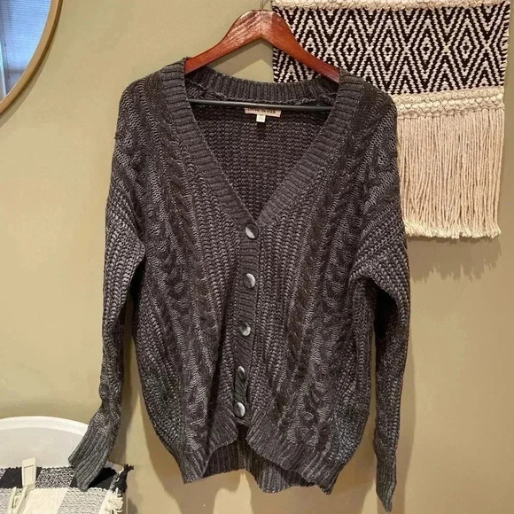 URBAN OUTFITTERS OLIVE AND OAK OVERSIZED CHINKY KNIT GREY BUTTON SWEATER SIZE S - Picture 1 of 5